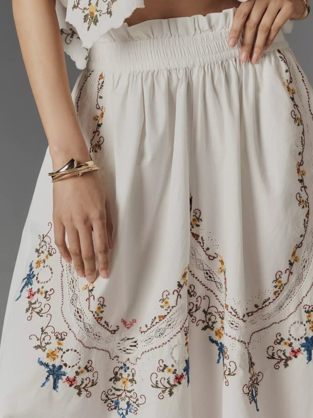 NWT Anthropologie Embroidered Culottes Sz M White Wide Leg Boho Scalloped Pants - Picture 3 of 14